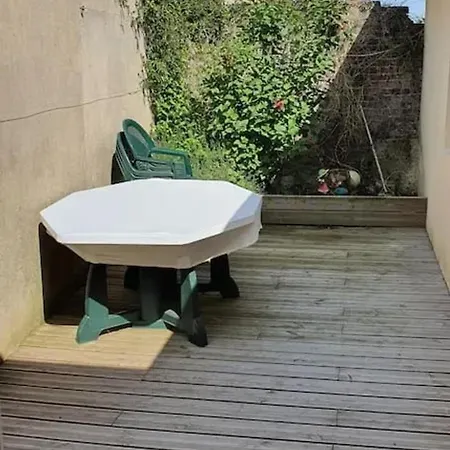 Holiday home Maisonnette Accueillante Au Havre Avec Terrasse Et Jardin 30 M²