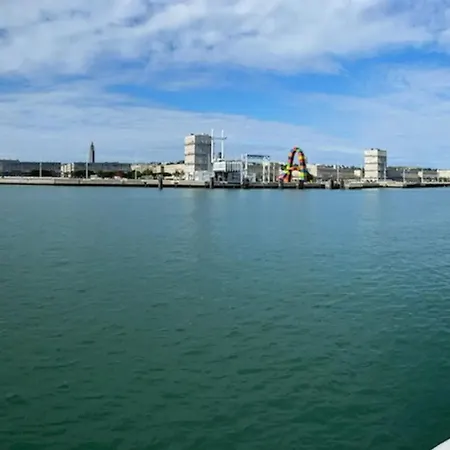 Maisonnette Accueillante Au Havre Avec Terrasse Et Jardin 30 M² * Le Havre