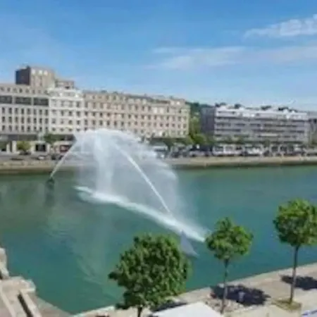 Holiday home Maisonnette Accueillante Au Havre Avec Terrasse Et Jardin 30 M² *